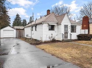 5207 N Maple St, Spokane, WA 99205