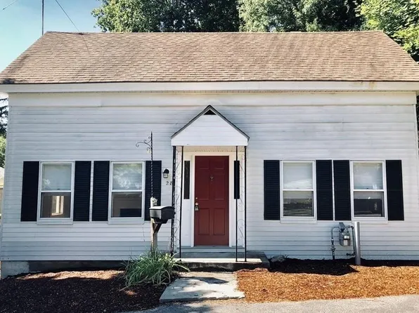28 Cottage St, Leominster, MA 01453