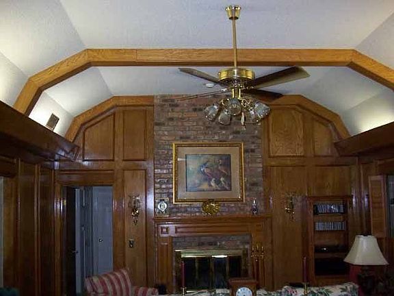 4th image of 1702 Auburn Dr