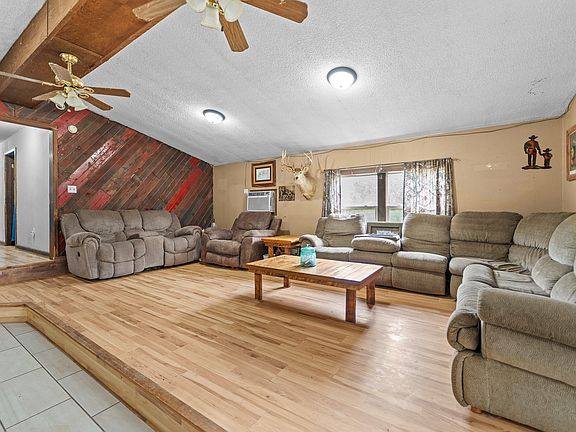 3rd image of 2532 Pacific St