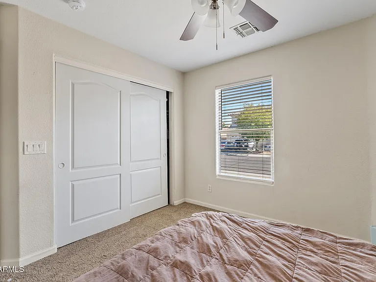 10901 W Lewis Ave — Photo 11