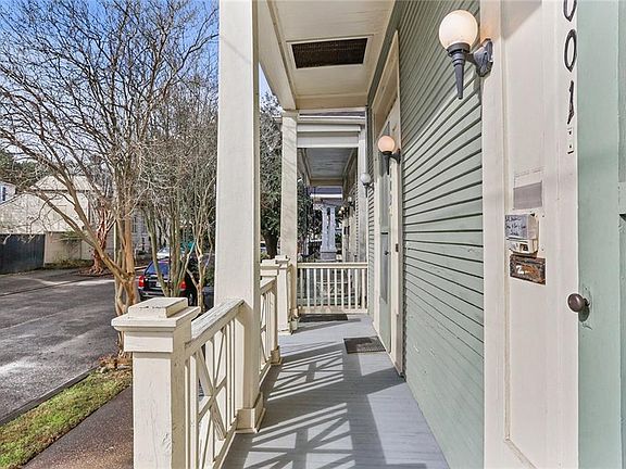 3rd image of 3001-03 Bell St