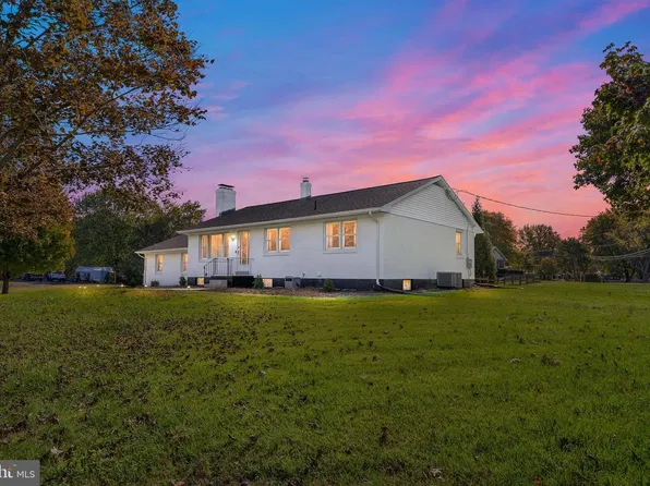 4 Kipling Dr, Newark, DE 19702