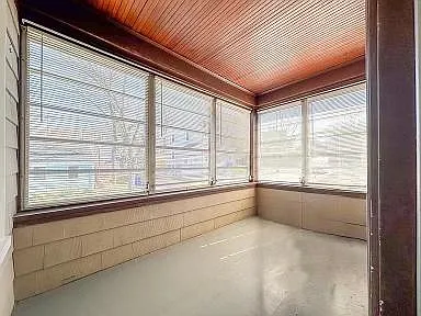 3-season porch
