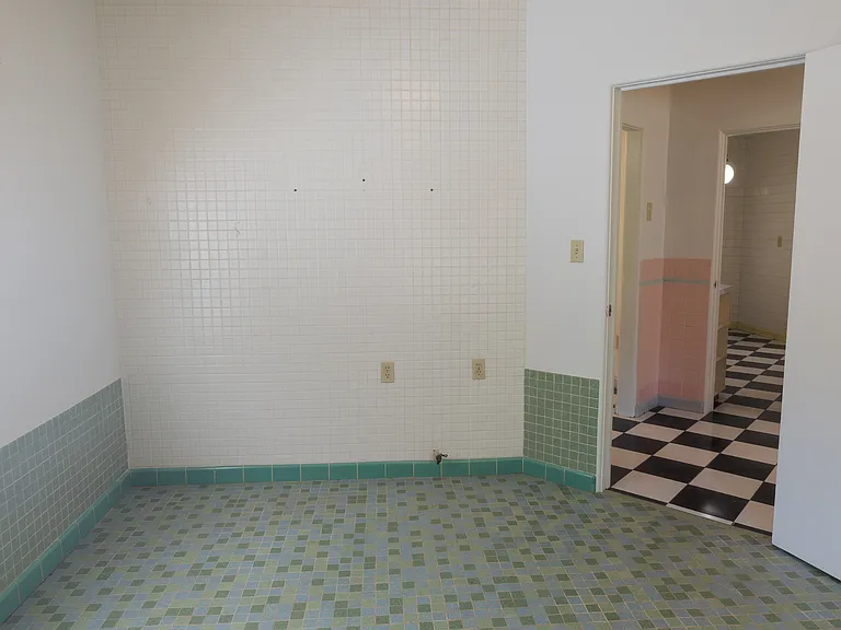 3409 E Starr Ave — Photo 22