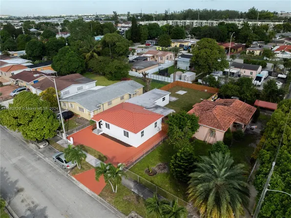 183 E 18th St, Hialeah, FL 33010