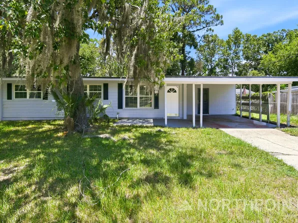 7001 Cherbourg Ave N, Jacksonville, FL 32205