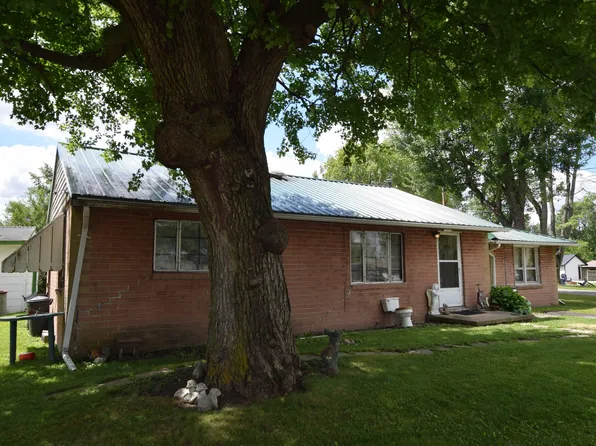 302 Elliot Rd, Russells Point, OH 43348