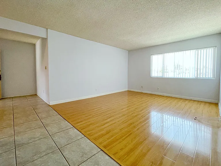 532 N New Ave #14 — Photo 5