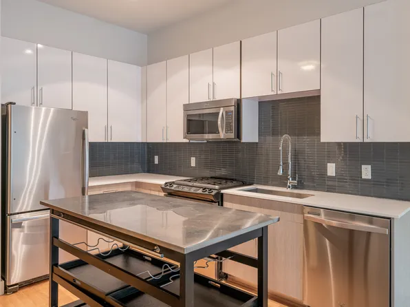 319 D St, Boston, MA