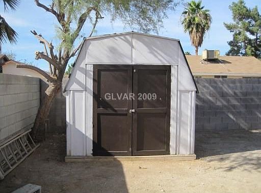 1st image of 4708 Teakwood Ave
