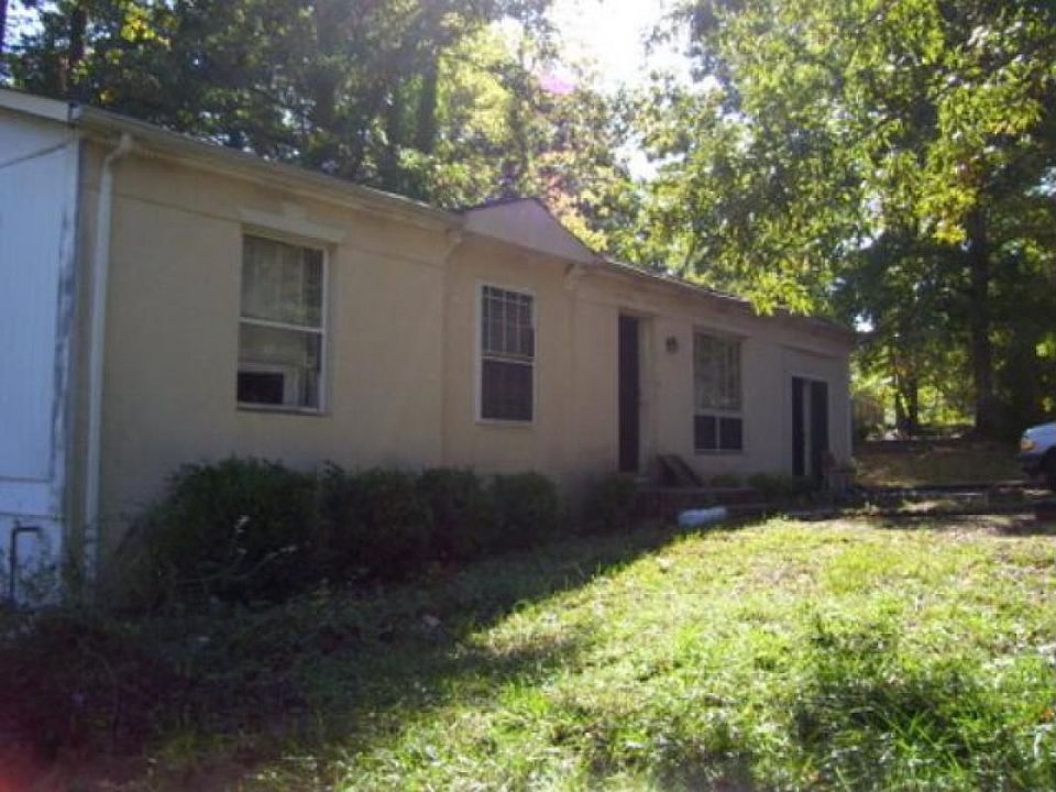 2nd image of 235 Stonehenge Way