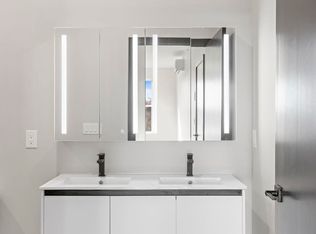 136 Mallory Ave #502, Jersey City, NJ 07304