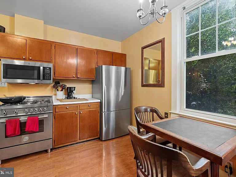 1501 Crittenden St NW — Photo 18