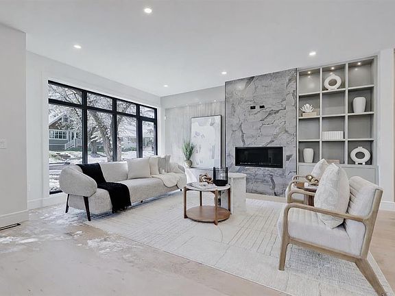 3rd image of 2838 W 34th St SW