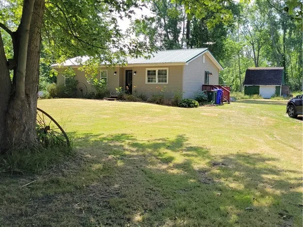 1978 Hartland Rd, Appleton, NY 14008