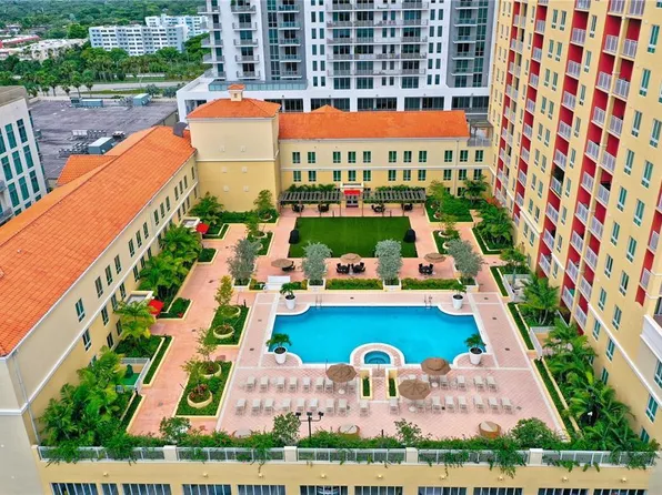 7355 SW 89th Street #427N, Miami, FL 33156