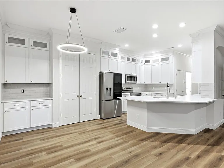 912 Waterside Dr — Photo 19