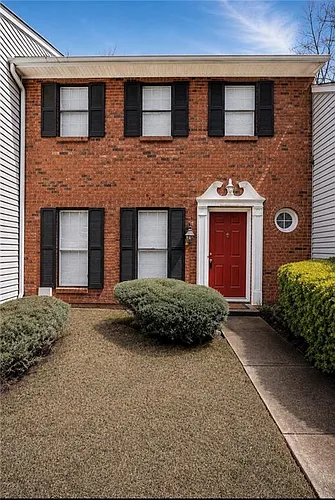 2390 Newport Lndg Photo 1