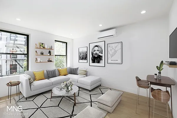 Rented by MNS Marketing | media 31