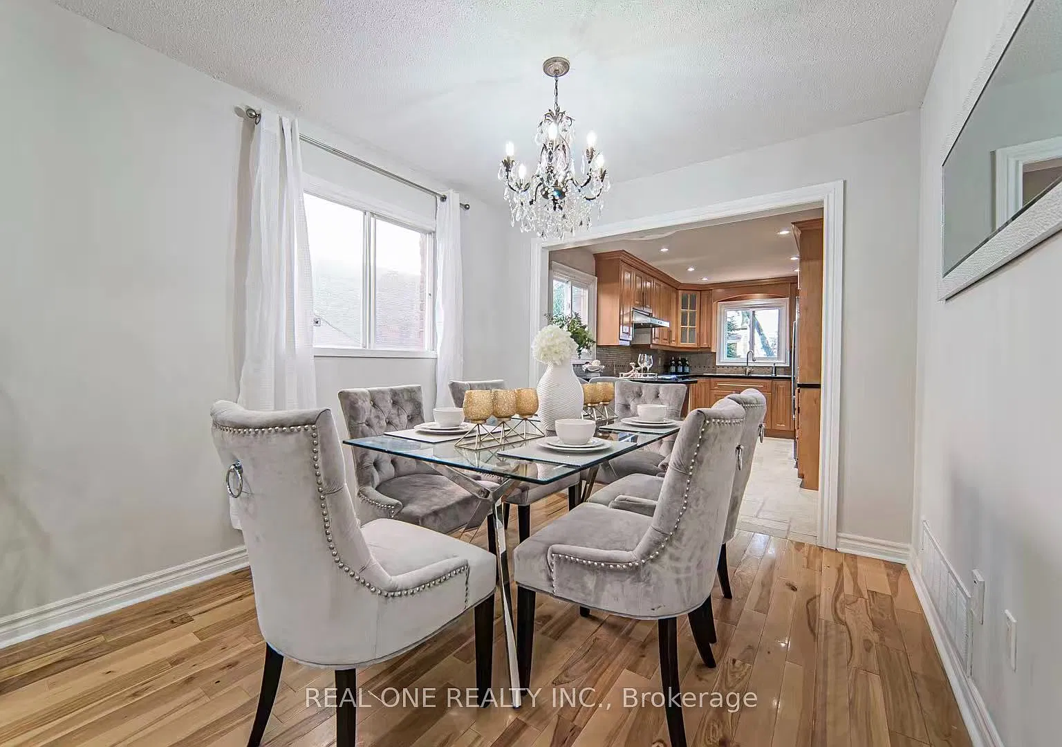 5 bed, $3,850 — Photo 3