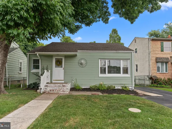 7212 N Radcliffe St, Bristol, PA 19007