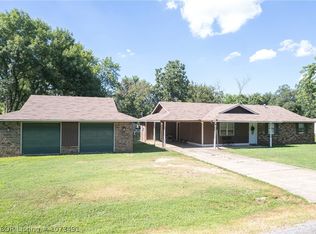 204 W Victor Ln, Pocola, OK 74902