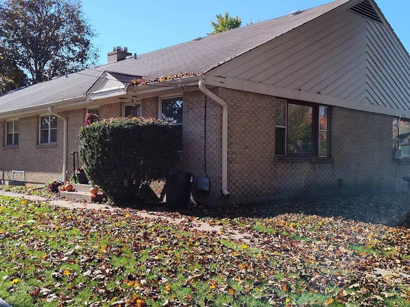 812 Cottage Grove Ave, Rockford, IL 61103