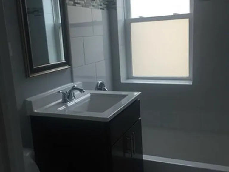 5731 N Kimball Ave #2A — Photo 5