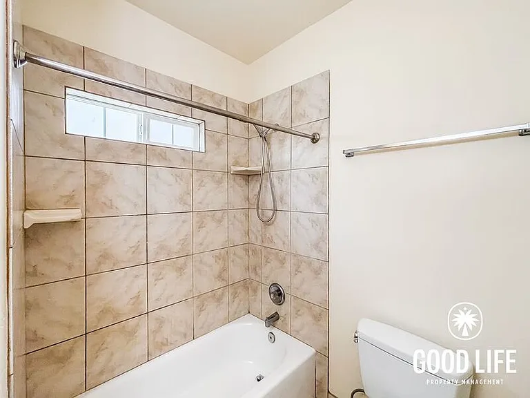 4335 1/2 Cleveland Ave — Photo 11