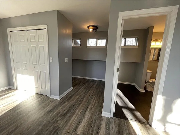 3492 Point View Cir — Photo 57