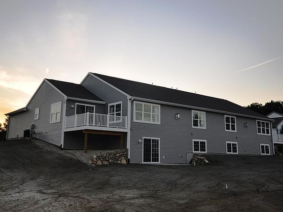 2530 Hunter's Run, Kalamazoo MI 49048