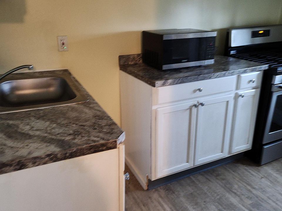 1st image of 1190 Jefferson Ave #7