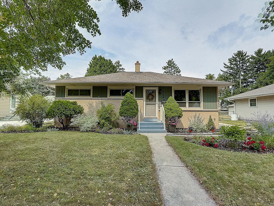 1st image of 506 Peters Dr