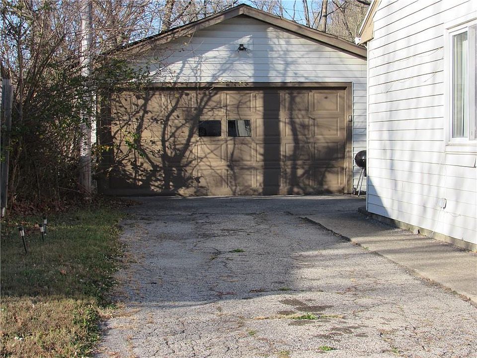 2nd image of 4623 Natchez Ave
