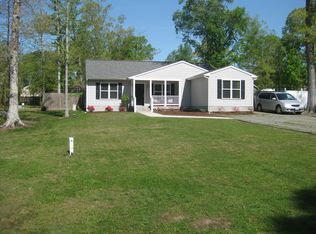 12276 Cedar Trl, Gloucester, VA 23061
