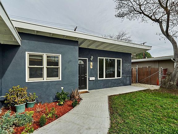 2nd image of 1773 Cabrillo Ave