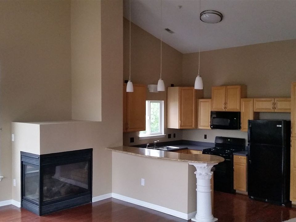 1st image of 30687 Ardmore Ct