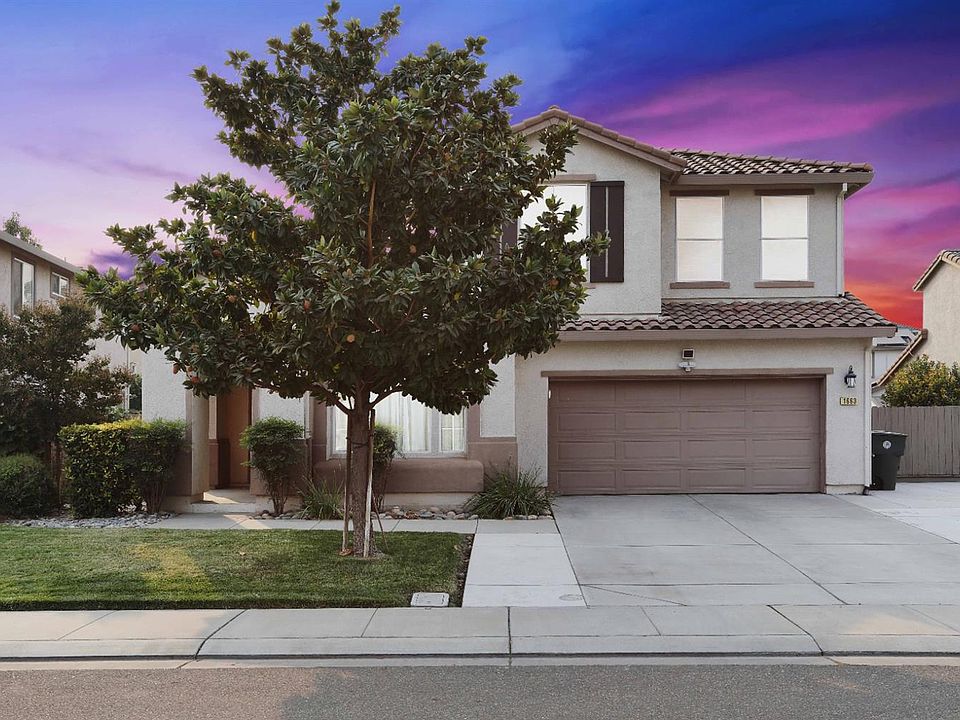 2nd image of 1663 Topiary Dr