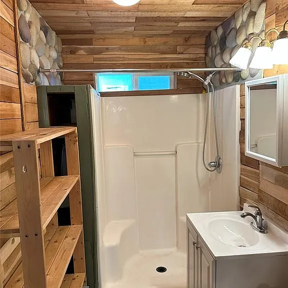 123 Mountain View Dr N — Photo 9