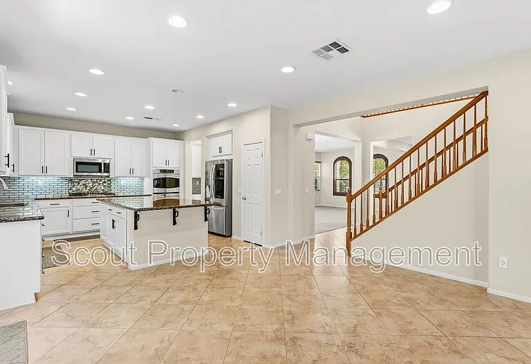 34349 Lamborn St — Photo 10
