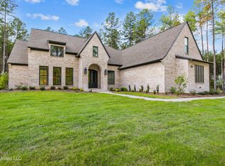 907 Fairburn Ct, Madison, MS 39110