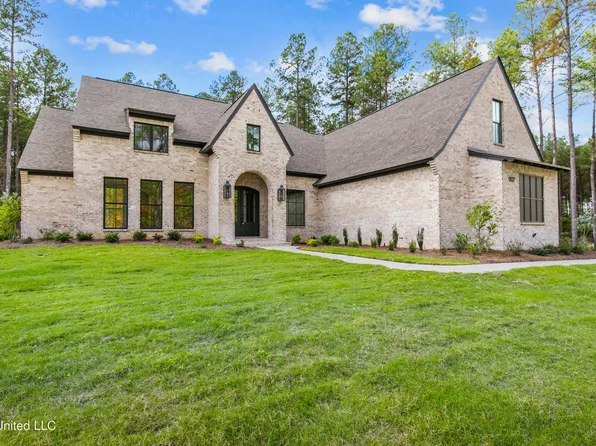 907 Fairburn Ct, Madison, MS 39110