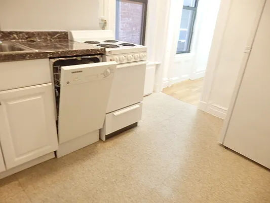 Rented by John O'Kelly Real Estate | media 15