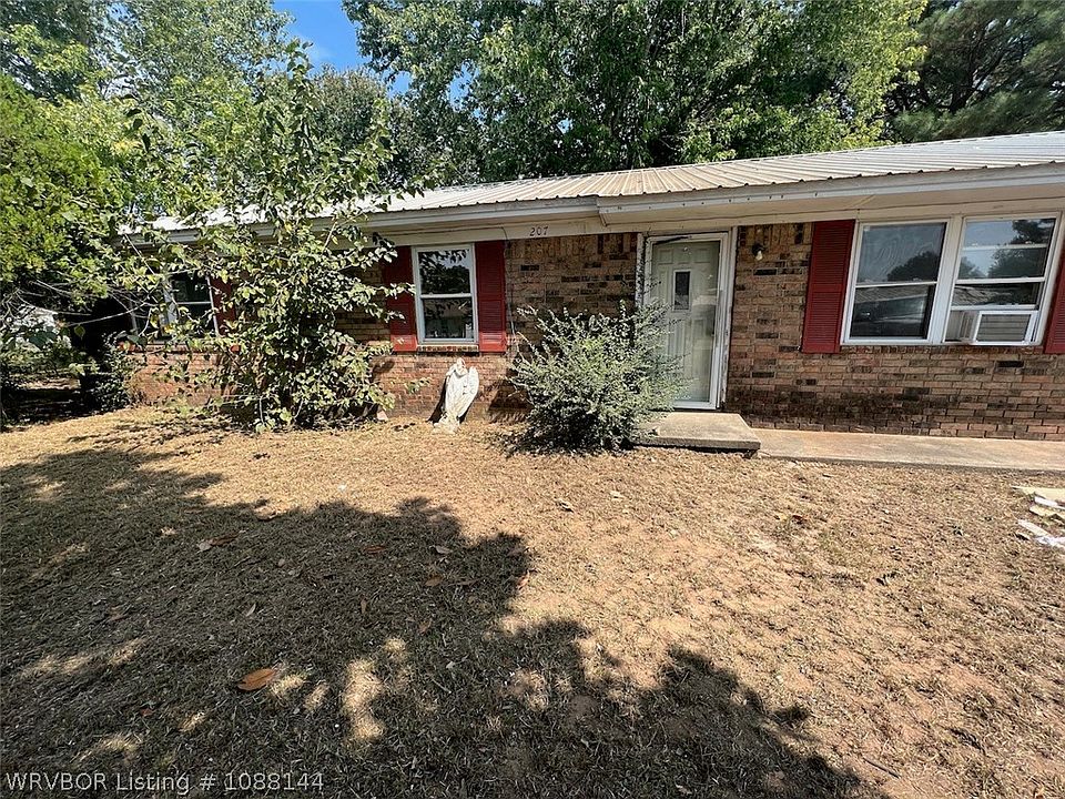 1st image of 207 Joy Dr