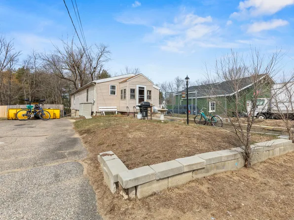 943 Main Street, Waterboro, ME 04087