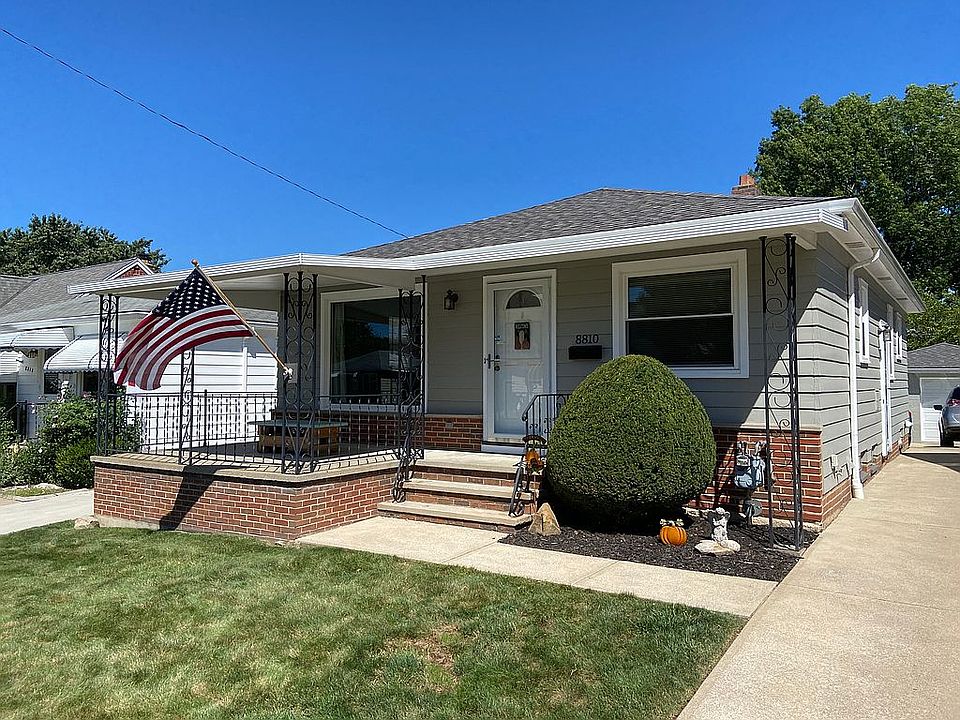 1st image of 8810 Pinegrove Ave