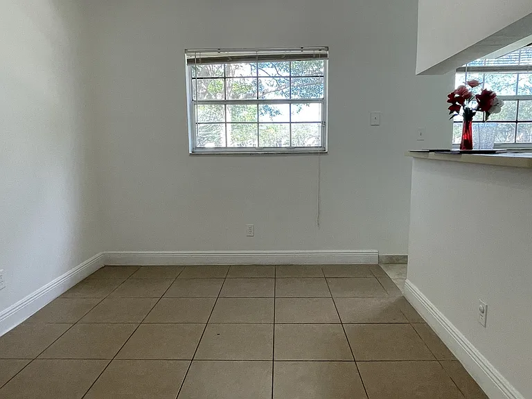 661 Cypress Lake Blvd #I20 — Photo 2