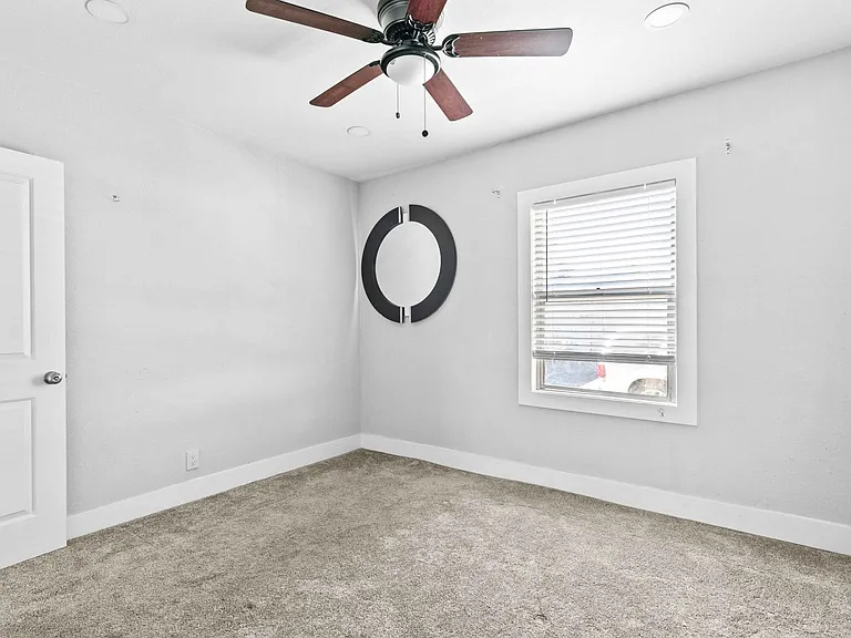 7137 Greeley St #4 — Photo 20