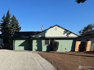 915 E 52nd St, Tacoma, WA